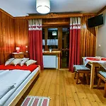 Pokoje Goscinne Makuszynskiego
